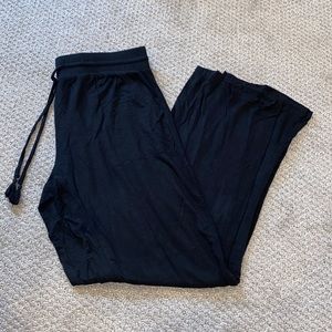 NWOT stars above pants